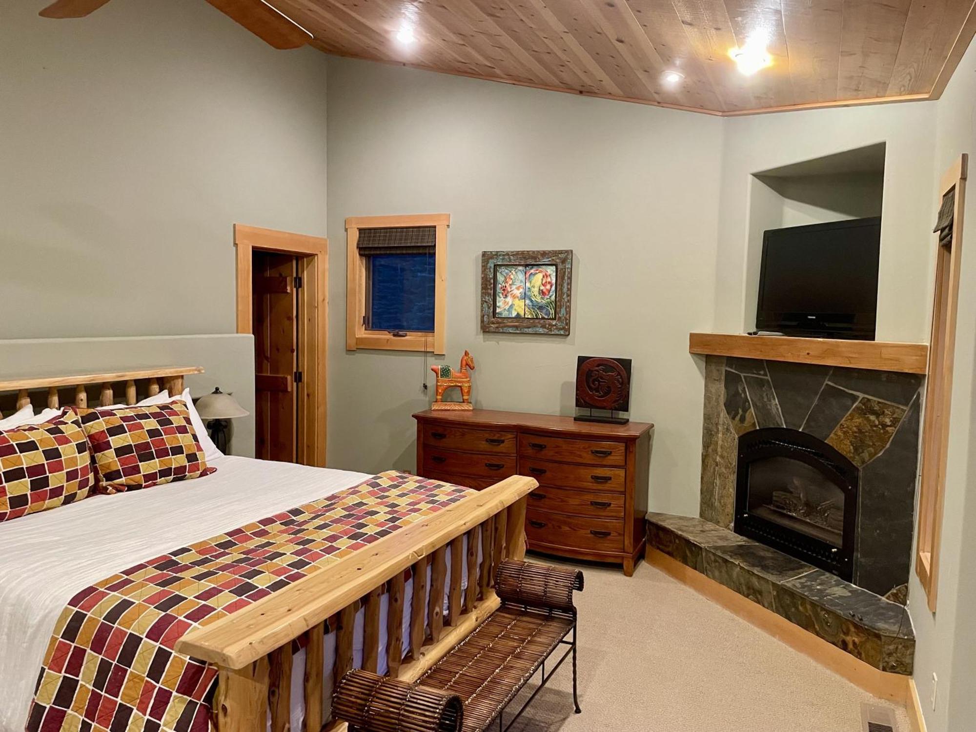 Bear Meadows Lodge - Hot Tub - Tahoe Donner Home Truckee Exterior photo