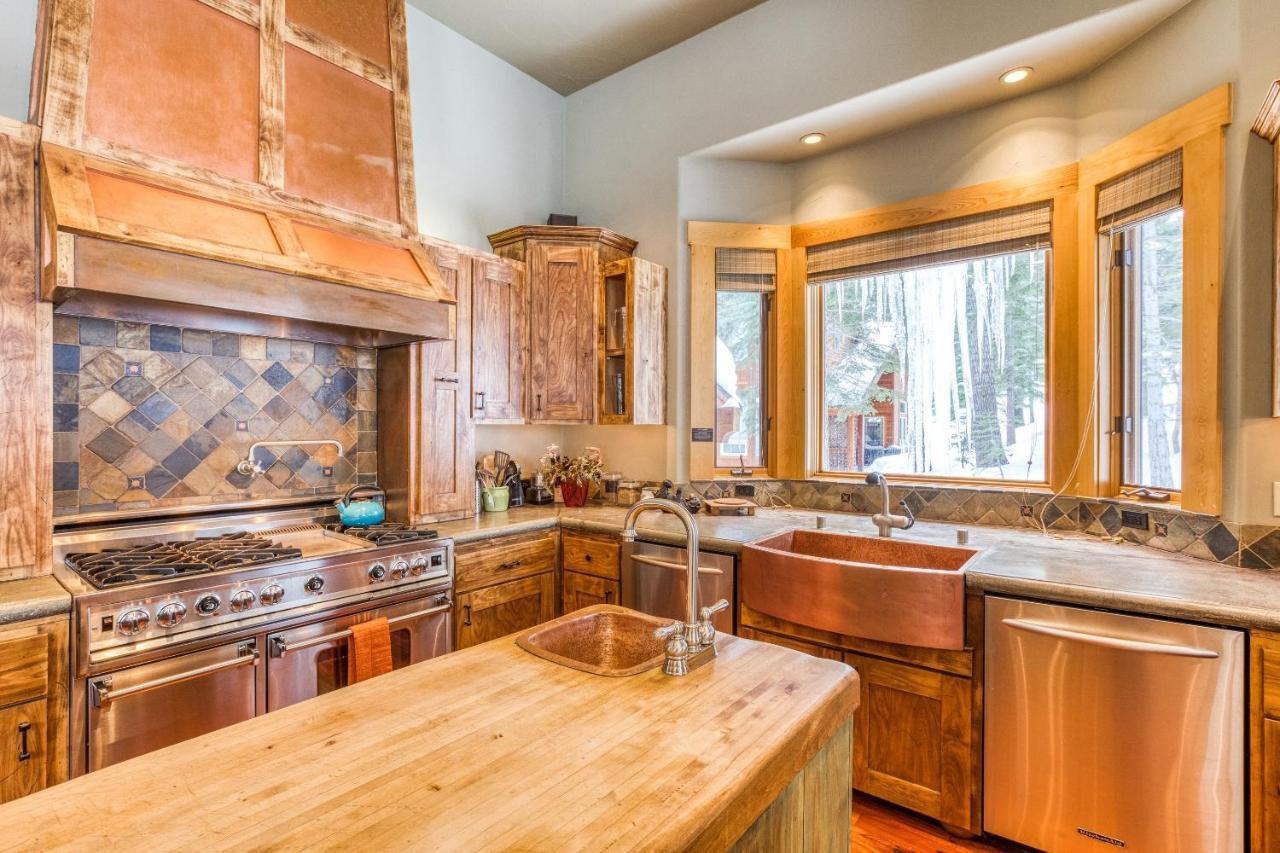 Bear Meadows Lodge - Hot Tub - Tahoe Donner Home Truckee Exterior photo