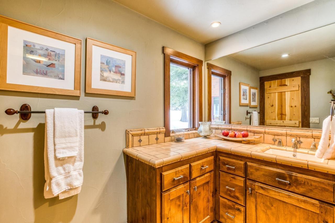 Bear Meadows Lodge - Hot Tub - Tahoe Donner Home Truckee Exterior photo